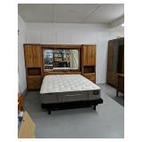 Sealy adjustable queen bed
With Like New Sealy