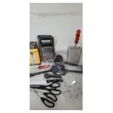 kitchen miscellaneous 
Tea filters 
Tomato