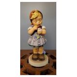 Hummel Goebel Figurine 
Hum 380 
Daisies don