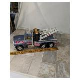 Nylint Tow Truck