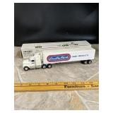Country fresh
The ERTL Co.Inc. 
1/64 Scale
