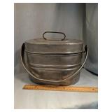 Vintage minor lunch box
Made by Aladdin aluminum