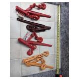 Lot of 4 small chain binders.