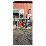 Weight bench 
2 25lb weights 
1 75lb bar 
2