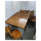 Vintage  beautiful colonial table 
 drop leaves