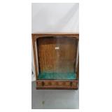 Soild oak Curio cabinet 
With oak veneers with a