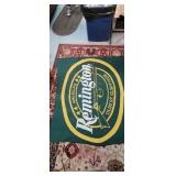 Vintage knitted Remington Blanket
No holes or