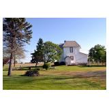 5 Bedroom Farmhouse on 5 acres Buildings