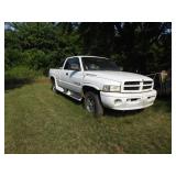 1999 Dodge Ram 1500 Pickup Truck with 76,585 miles, Runs