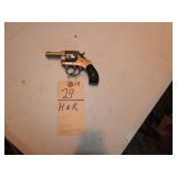 (29) H&R Cal ?, Young American