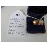 91,   18kt wed band w/4 diamonds, approx. 25 ct to 30 ct total, 6.3 gr tl/wt