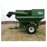 E-Z Trail 475 grain cart w/ side auger