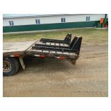 Gooseneck flatbed trailer with dovetail and ramps