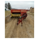 New Holland 315 square baler