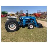 Ford 3600 tractor w/ 390 loader