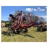 Case IH 4300 field cultivator