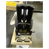 Bench vice
