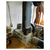 Delta belt sander