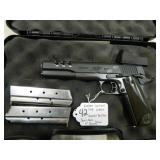 Lot#42 Kimber Custom shop 10mm pistol w/ Leupold red dot S/A 6" barrel