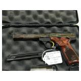 Lot#76 Browning Buck Mark 22 LR pistol 5.5" barrel 10 shot