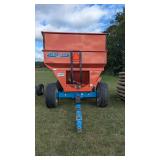 KB 387 gravity wagon