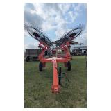 Kuhn 6 wheel hay rake