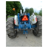 Ford 4600 diesel tractor w/ loader pto, 3pt quick attach
