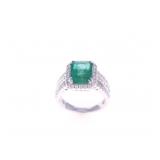 Elegant GGA 3.71 Emerald, Diamond & Platinum Ring