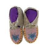 Santee Sioux Maple Leaf Beaded Moccasins ca. 1950