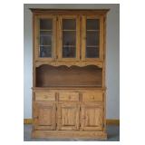 Amish Country-Style Traditional Oak Buffet Cabinet