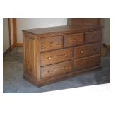 Amish-Style 7-Drawer Oak Horizontal Dresser