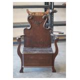 Antique Oak Hall Tree Seat circa 1890-1915