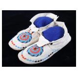 Montana Crow Key Hole Beaded Moccasins c 1940-1950