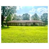 3 bedroom 2.75 bath on 12.55 acres 