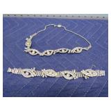 VINTAGE WEISS NECKLACE & BRACELET