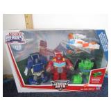 RESCUE BOTS TOY SET