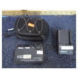 NIKON DIGITAL CAMERA -- WORKS