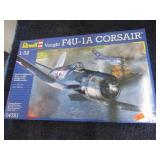 F4U-1A CORSAIR PLANE MODEL