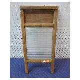 GLASS WASHBOARD
