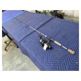 PENN 250GR REEL & OZARK ROD
