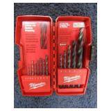 MILWAUKEE DRILL BIT SET
