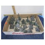 TRAY LOT -- DUCK DECOY LEAD ANCHORS