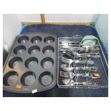 MUFFIN PANS & UTENSILS
