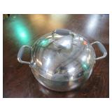 MARTHA STEWART COOK POT -- 5.3 qt