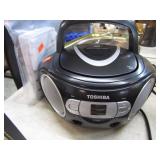 TOSHIBA AM / FM / CD RADIO