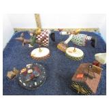 4-- WILLIRAYE STUDIO CHRISTMAS FIGURES