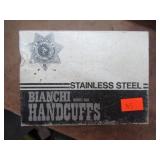 BIANCHI HAND CUFFS W/ KEYS