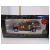 1:24 DIECAST #24 JEFF GORDON TAHOE & COLLECTOR GUI
