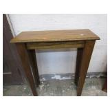 ANTIQUE OAK SIDE TABLE