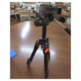 CAMERA TRIPOD